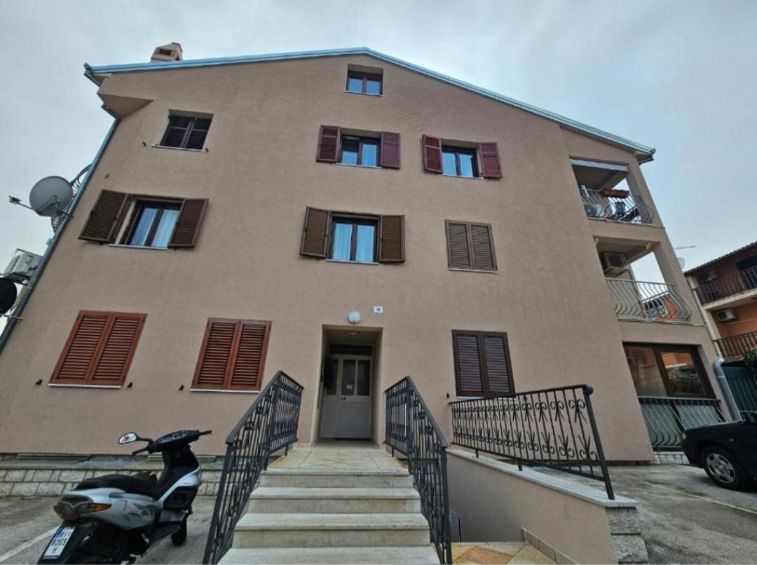 רוביני Apartment Gloria מראה חיצוני תמונה
